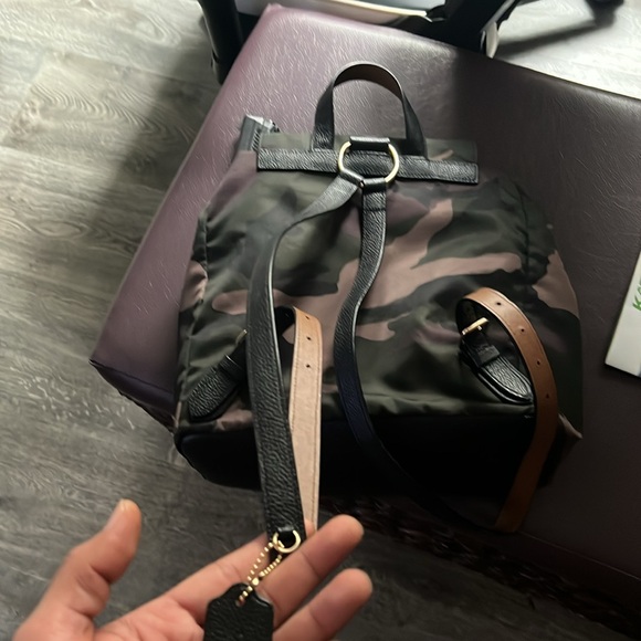 Coach camouflage backpack new without tags - Picture 3 of 4
